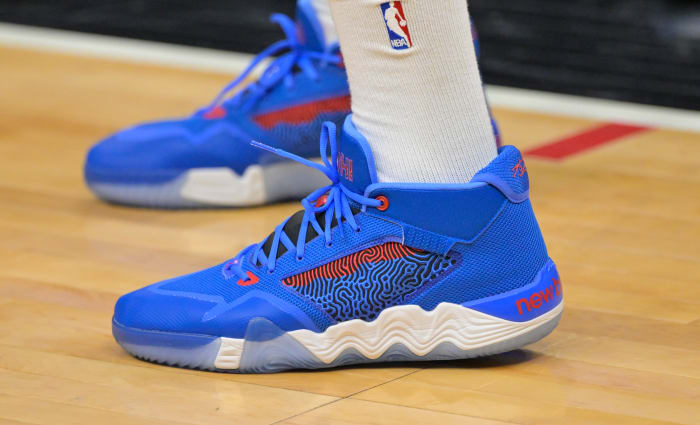 Kawhi Leonard Wears New Balance Shoes in Clippers Colorway - Sports ...