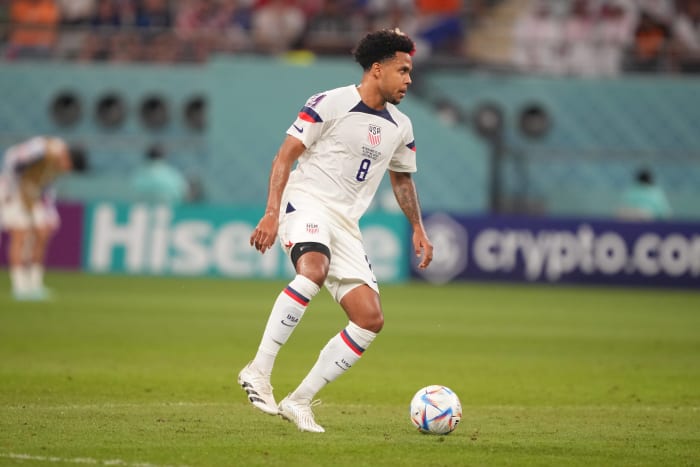 Weston McKennie becomes 3rd USMNT player on Leeds United roster ...