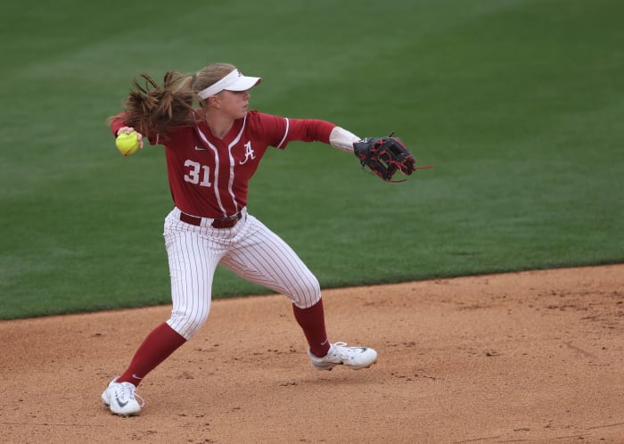 Live Updates: No. 13 Alabama Softball Vs. No. 12 Arkansas (Game 2 ...