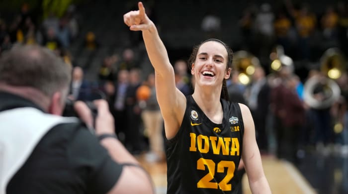 Caitlin Clark, Iowa slay South Carolina in Final Four thriller - Sports ...