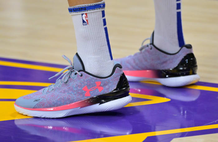 View of Stephen Curry's pink and blue shoes.