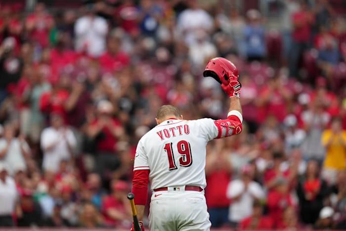 Joey Votto Ties A Hall Of Famer In Cincinnati Reds History With Debut ...