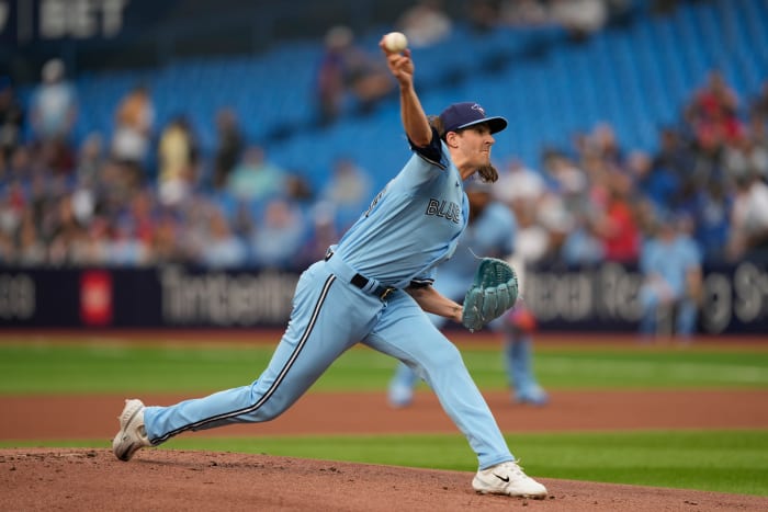 SF Giants overcome Kevin Gausman's gem in 3-0 win over Blue Jays ...