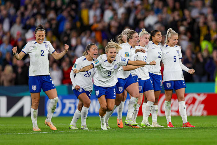 England beat Nigeria on penalties to stay in Women's World Cup - Futbol ...