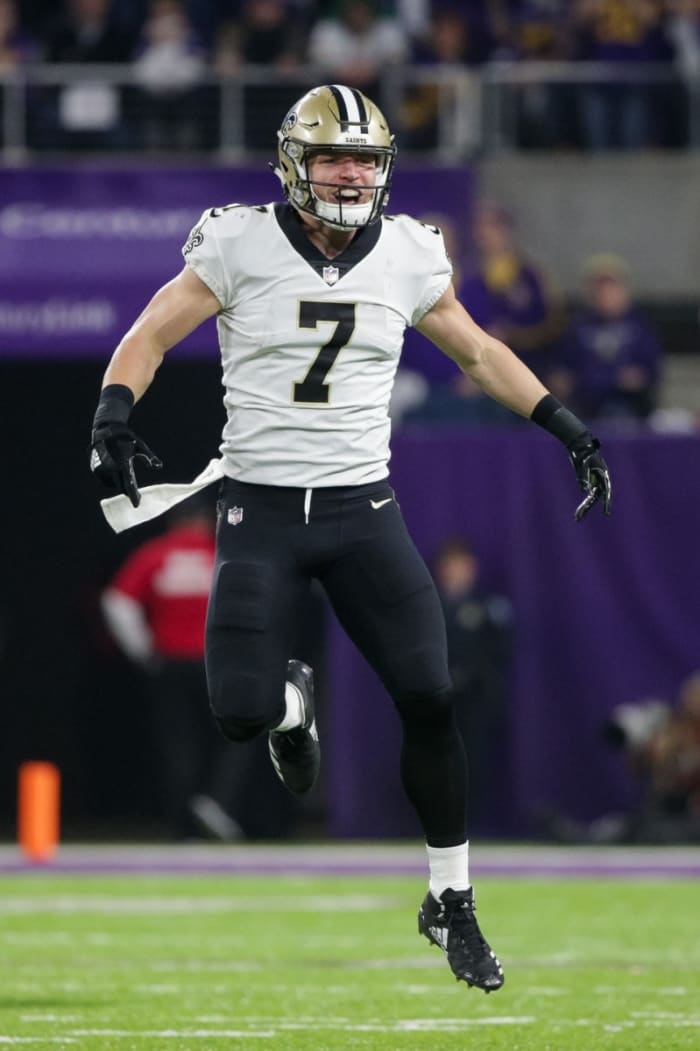 Taysom Hill's Multiple Roles Remains Important for Saints Sports