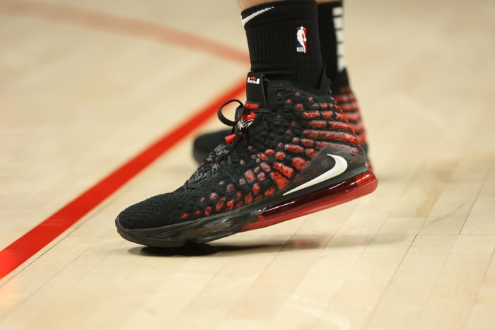 Portland Trail Blazers forward Larry Nance Jr. wears the Nike LeBron 17.