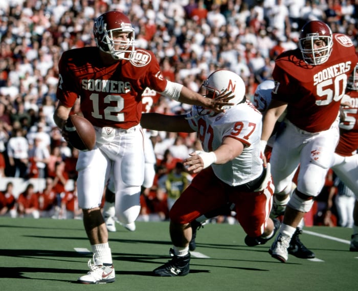 Cale Gundy Era Began at Oklahoma 32 Years Ago With a Bang and the