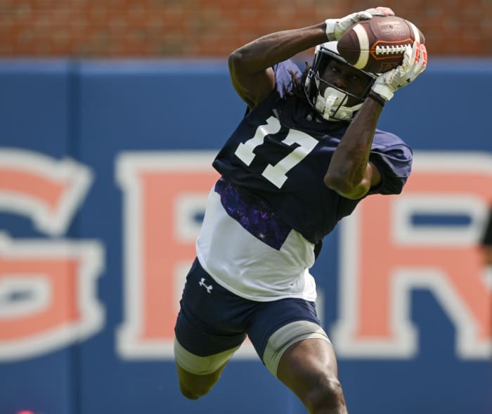 9Auburn7Camden Brown (17)Auburn football practice on Tuesday, Aug. 9, 2022 in Auburn, Ala.Todd Van Emst/AU Athletics