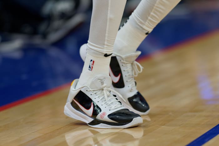 Ten Best Sneakers Worn by San Antonio Spurs in 2021-22 Season - Sports ...