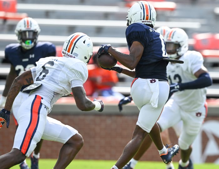 Ja'Varrius Johnson (6)Auburn football scrimmage on Friday, Aug. 19, 2022 in Auburn, Ala. Todd Van Emst/AU Athletics