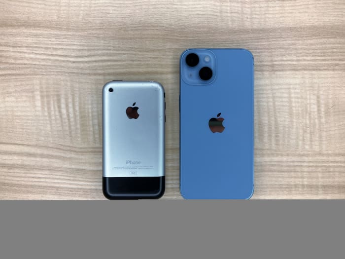 8-iphone 14 review, blue