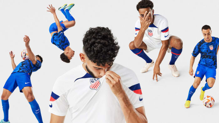 Antonee Robinson, Ricardo Pepi, Adams and Dest in the new USMNT kits