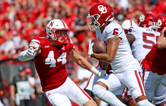 Garrett Nelson and LV Bunkley-Shelton 2022 Nebraska vs Oklahoma football USATSI_19064084