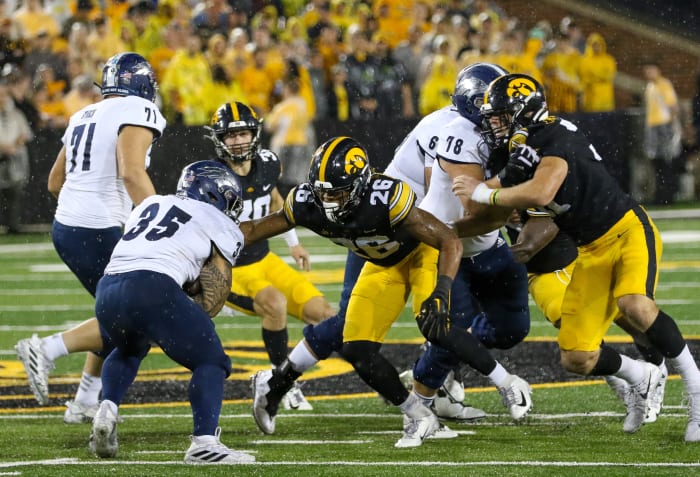 Iowa Football Notebook: Hawkeyes Catching Up After Long Saturday Night ...