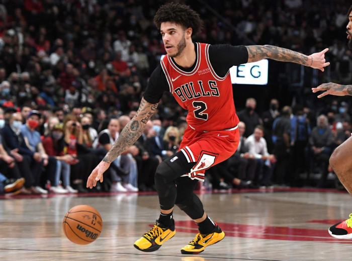 BREAKING: Chicago Bulls Lonzo Ball To Undergo Knee Surgery Ahead Of ...