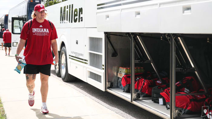 Caleb Murphy prepares for Indiana football's game against Cincinnati on Saturday 3:30 p.m. ET at Nippert Stadium. 