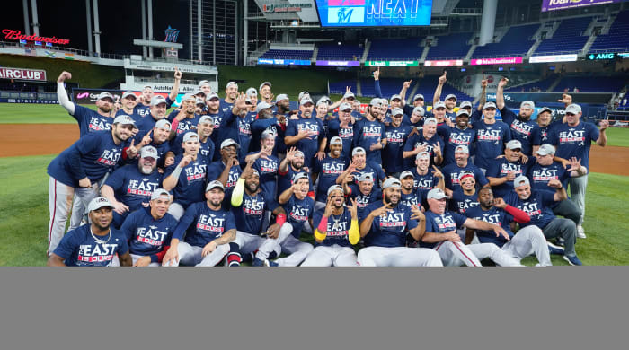 Braves Clinch NL East Title, Complete 10.5-Game Comeback Over Mets ...