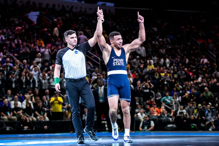 Penn State Wrestlers Roll At The Ncwa All Star Wrestling Classic Sports Illustrated Penn State 