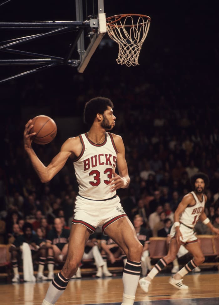 How Kareem Abdul-Jabbar's Milwaukee Bucks Ended The Longest Winning ...