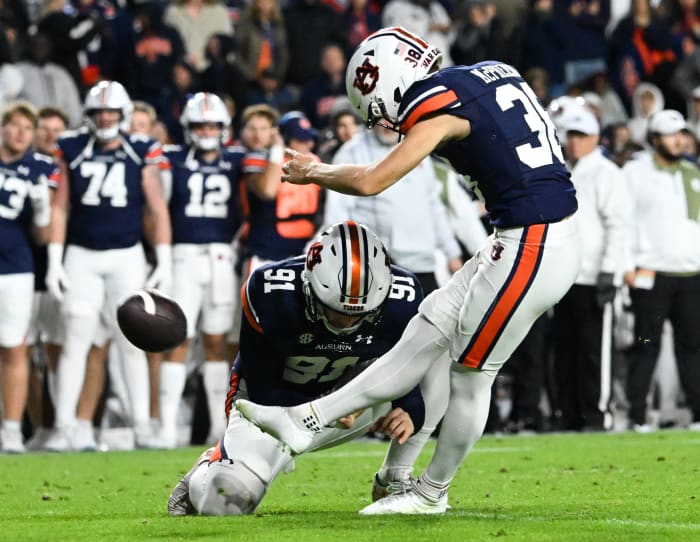 Evan McPherson kick during the Football Game between the Auburn Tigers and Texas A&M Aggies at Jordan-Hare Stadium in Auburn, AL on Saturday, Nov 12, 2022. Todd Van Emst/Auburn Tigers