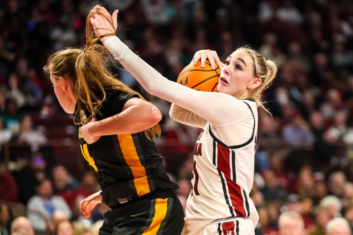 South Carolina's Women's Basketball Team Set For Super Bowl Sunday