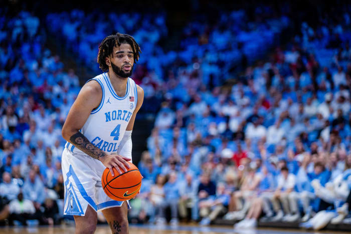 UNC Basketball: Hubert Davis Reacts To Questions About RJ Davis' Plan ...