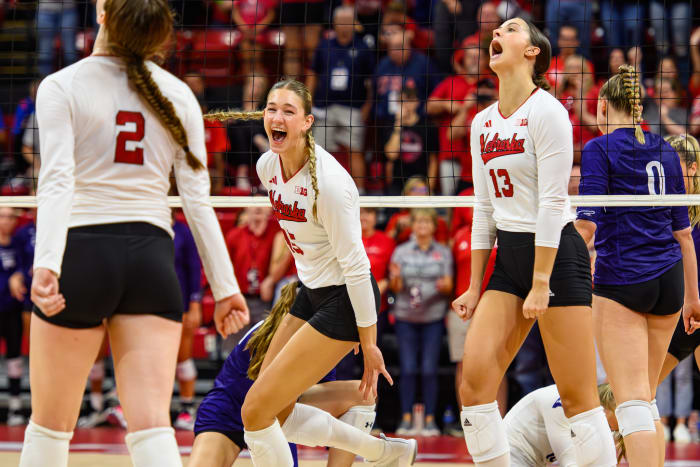 Gallery: Nebraska Volleyball Sweeps Lipscomb - All Huskers