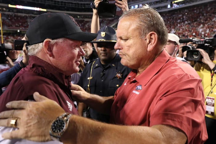 Report: Arkansas Razorbacks 'Vetting' Texas A&M Aggies OC Bobby Petrino ...