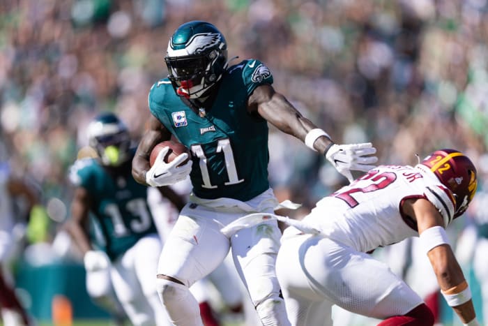 Philadelphia Eagles Top Washington Commanders in OT Thriller, Move to 4 ...