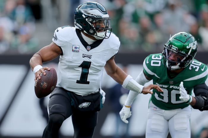 WATCH: Philadelphia Eagles QB Jalen Hurts Caps 19-Play Drive With ...