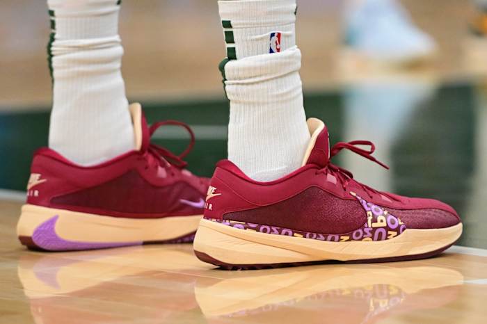 Giannis Antetokounmpo Gifts Teammates And Staff With New Shoes - Sports ...