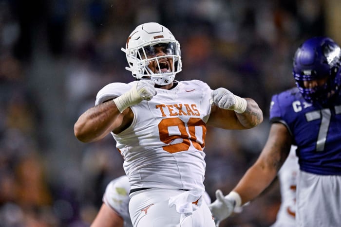 Texas Longhorns Defensive Tackle Byron Murphy Accepts Senior Bowl ...