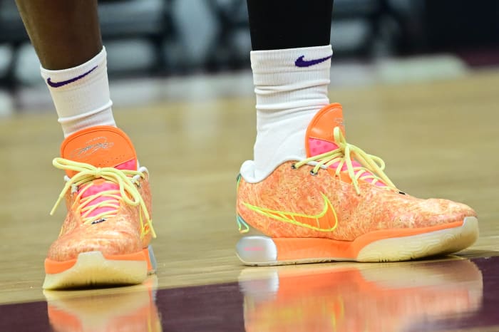 LeBron James Wears New Colorway Of Nike LeBron 21 In Cleveland - Sports ...