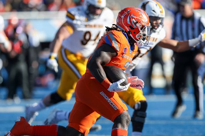 Boise State Football: Ashton Jeanty Named Mountain West Offensive ...