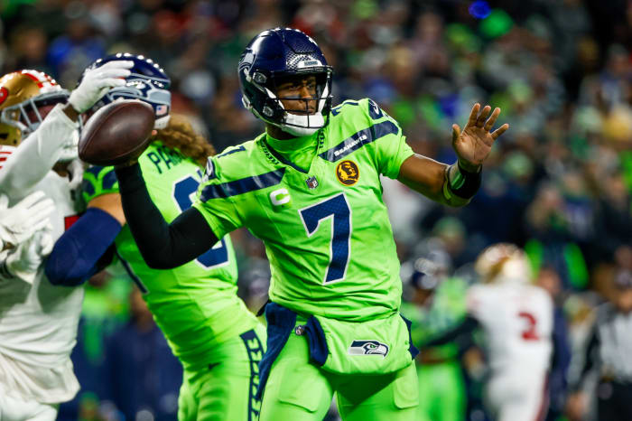 He’s Back: Seattle Seahawks Quarterback Geno Smith To Start At ...