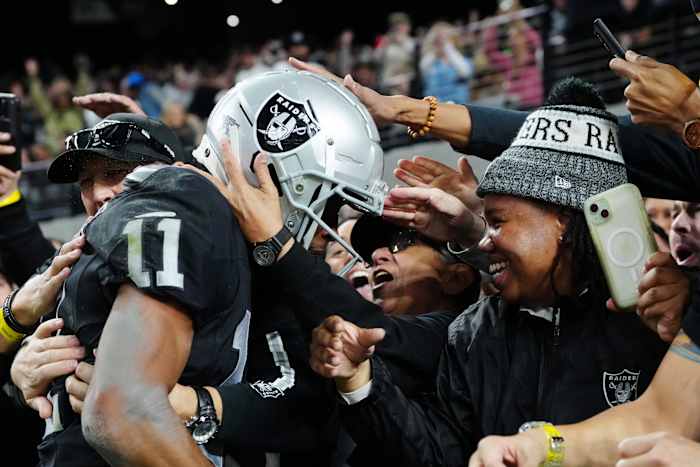 Five Las Vegas Raiders earn first touchdowns of the season - Sports ...