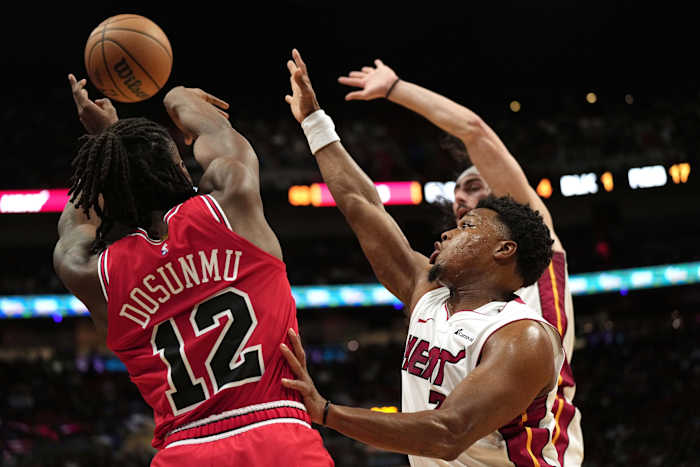 Ayo Dosunmu emerges as a vocal leader of the Chicago Bulls - Sports ...