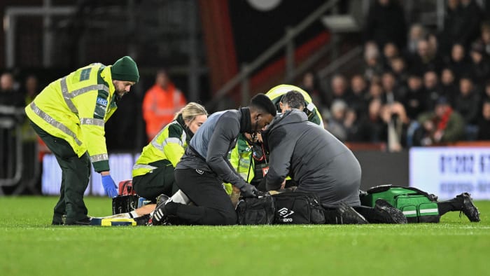 Tom Lockyer Collapses On Field During Bournemouth Vs Luton Town ...