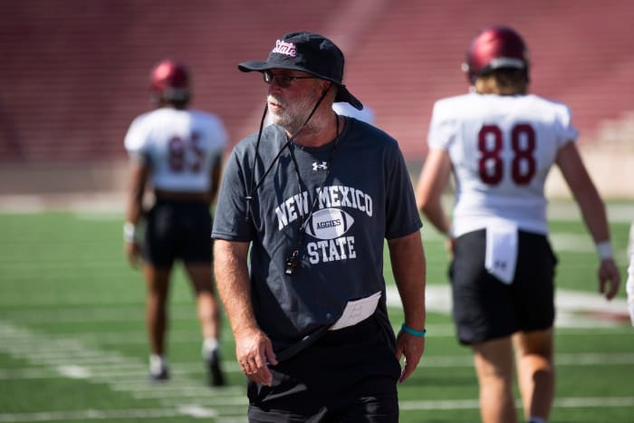 New Mexico State Head Football Coach Jerry Kill Will Step Down - Sports ...