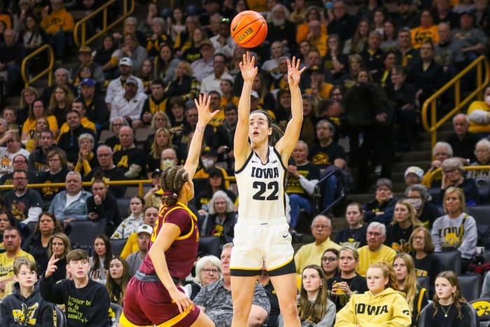 Caitlin Clark Takes Aim At Record Thursday - Sports Illustrated Iowa ...