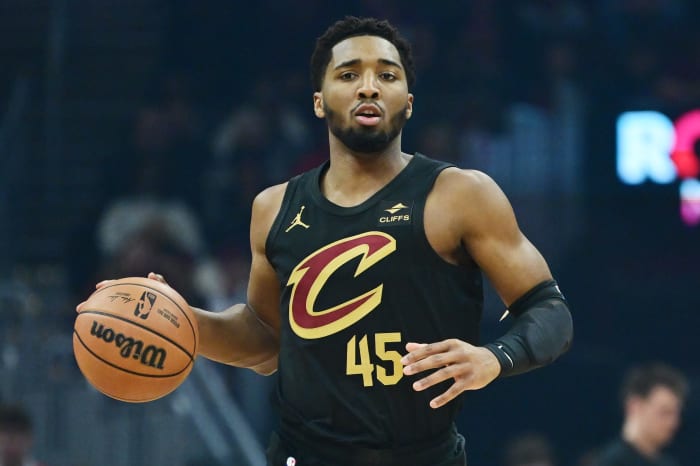 Cavs News: Donovan Mitchell Putting Together Career Year - Sports ...