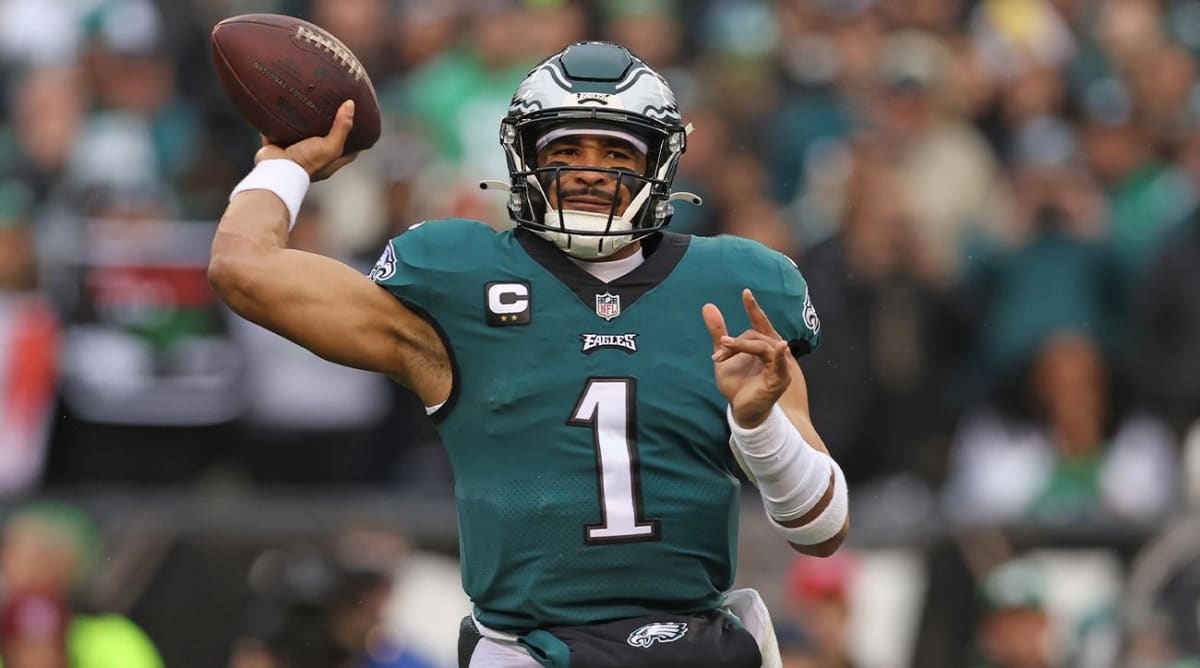 Super Bowl LVII Player Props: Build Your Underdog Fantasy Entry Around a  Jalen Hurts Free Square - Roto Street Journal