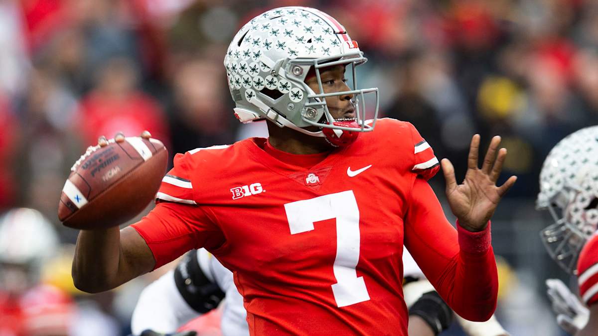 FILE - Ohio State offensive lineman Paris Johnson plays against