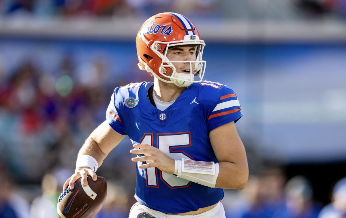 Florida Gators Quarterback Graham Mertz Sidelined With Collarbone ...