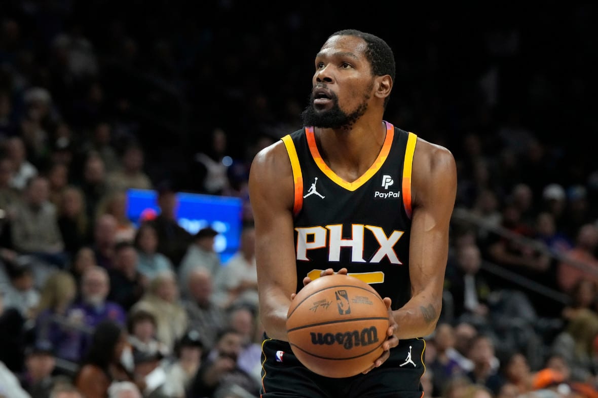 Kevin Durant Why He Should Shoot More ThreePointers for the Phoenix