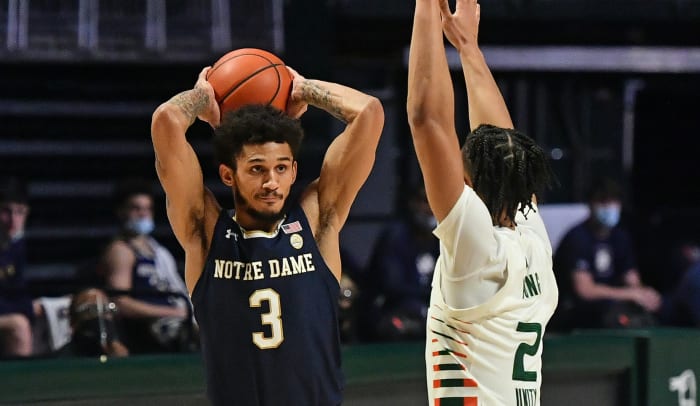 Notre Dame Beats Miami To Earn First Winning Streak Of The Season ...