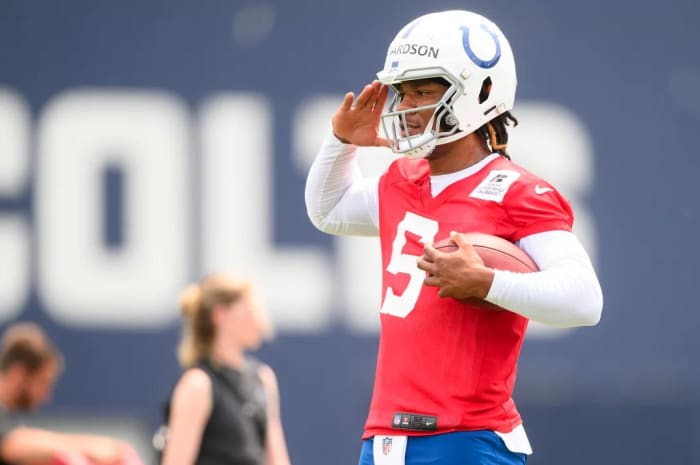 Previewing Indianapolis Colts' Offensive Depth Chart Heading Into 2023 ...