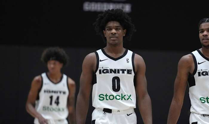 G League Ignite guards Scott Henderson (0) and Jaden Hardy (1) during the game against the South Bay Lakers at UCLA Health Training Center.