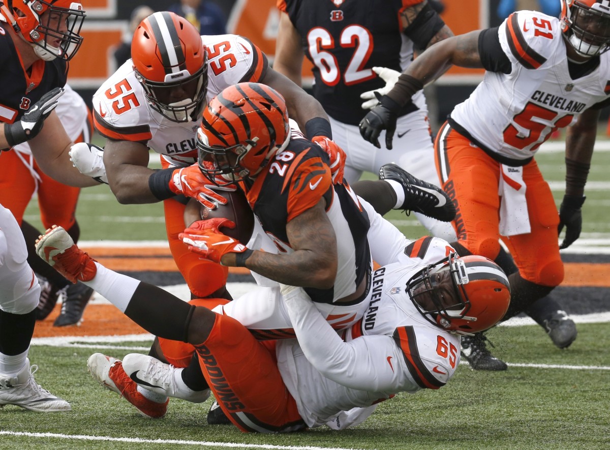 Larry Ogunjobi going from Cleveland Browns to Cincinnati Bengals