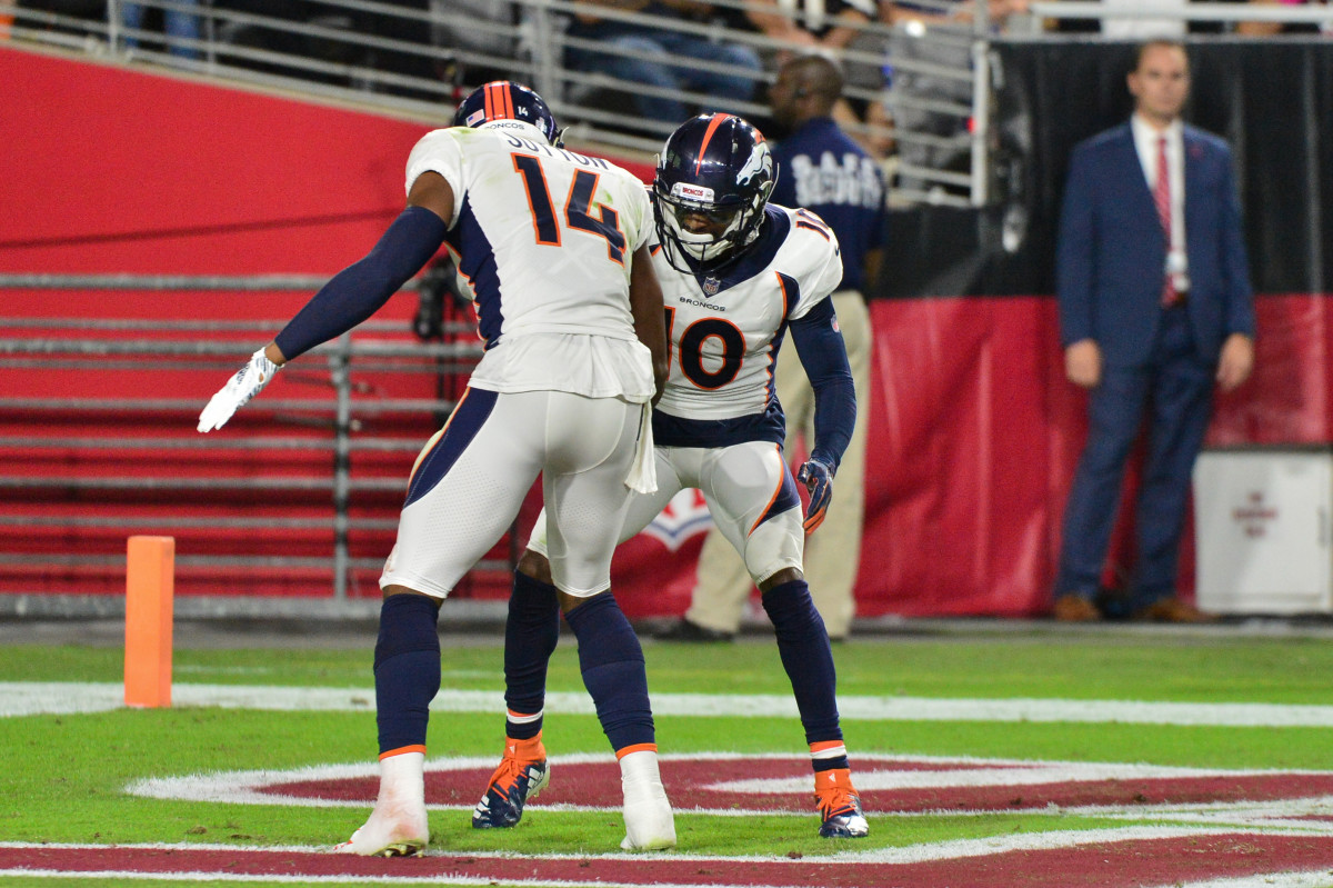 Emmanuel Sanders Hints at Disconnect That Existed Between he & Vic Fangio's  Broncos Pre-Niners Trade - Sports Illustrated Mile High Huddle: Denver  Broncos News, Analysis and More